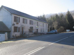 Отель Hotel La Croix des Bois  Лализоль
